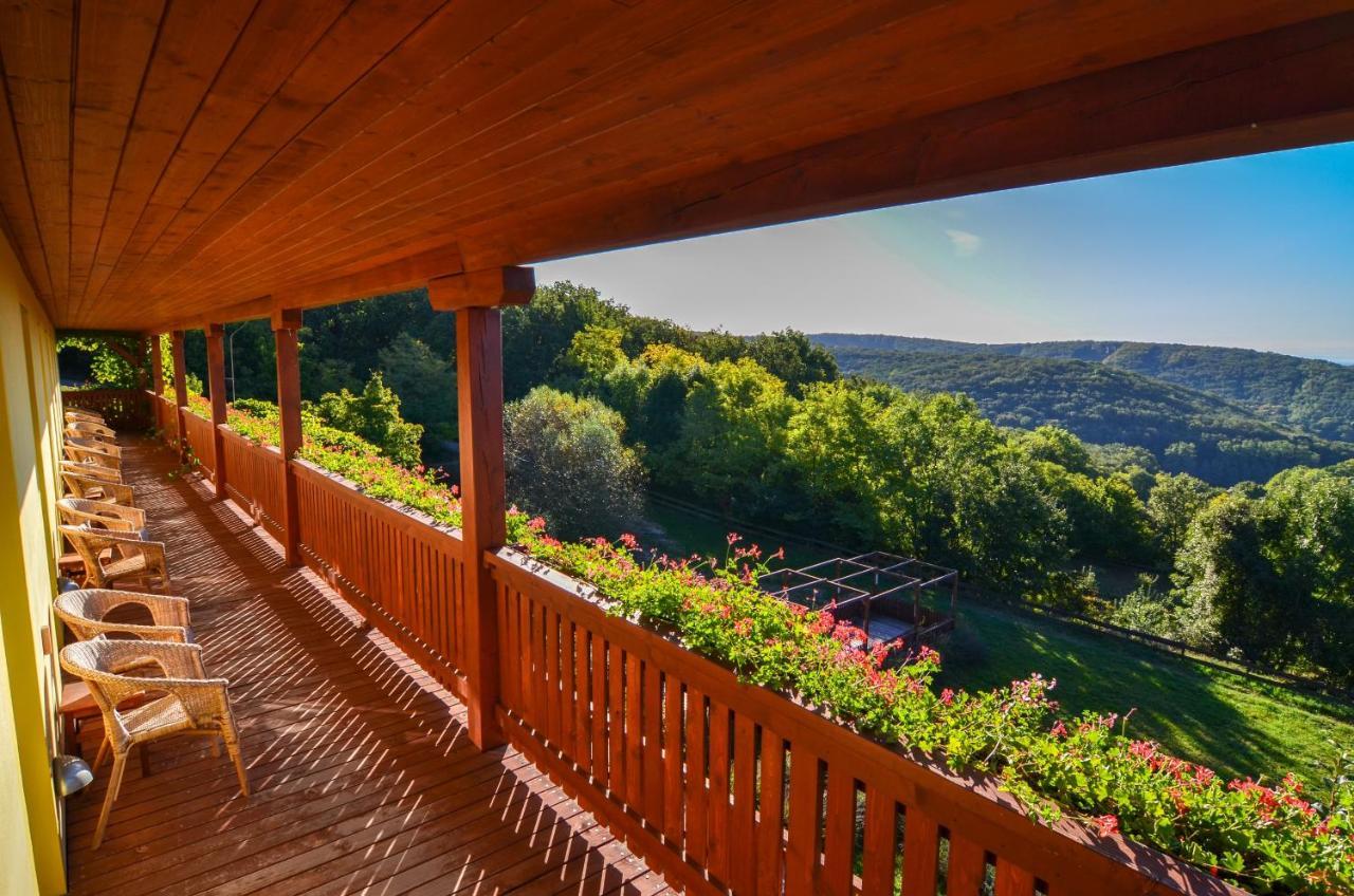 Villa Farma Ovci Terasy à Němčičky Extérieur photo
