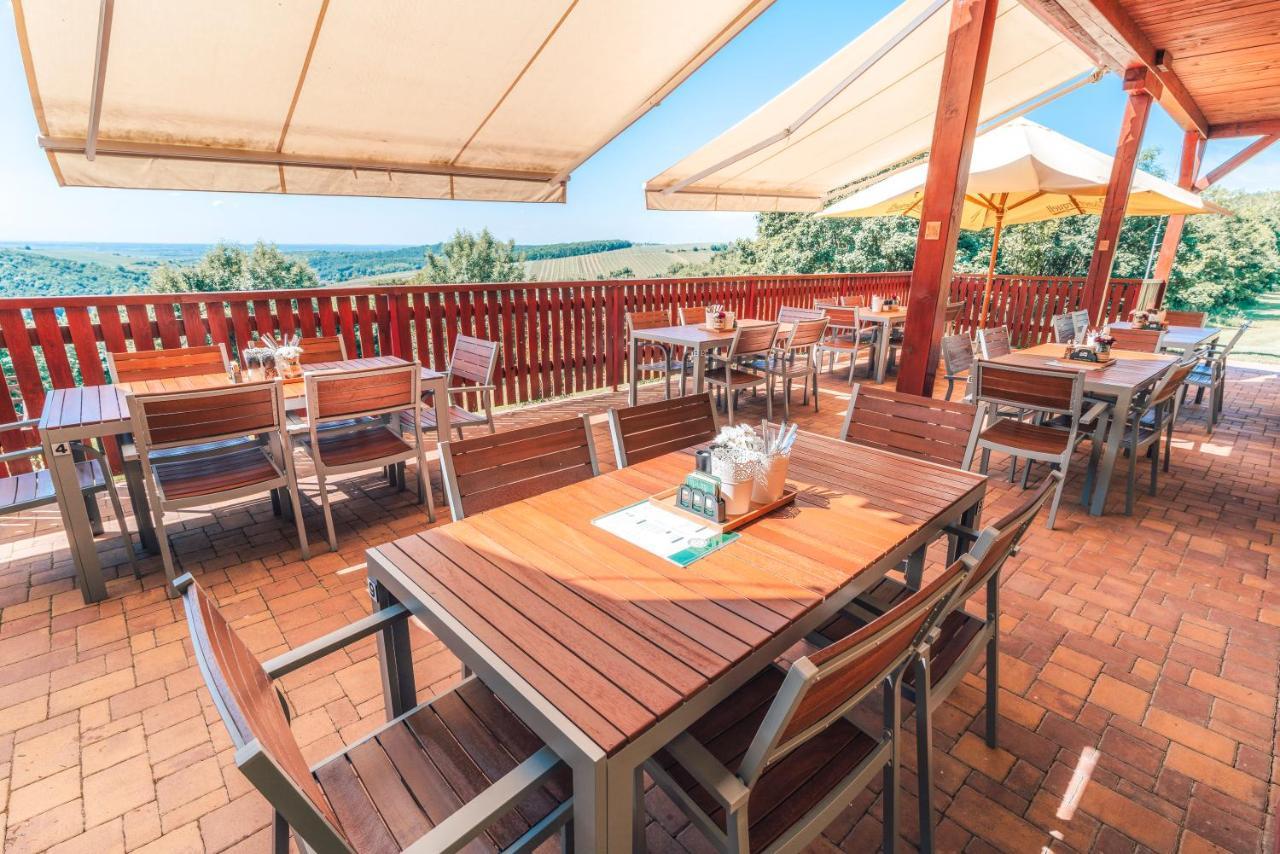 Villa Farma Ovci Terasy à Němčičky Extérieur photo