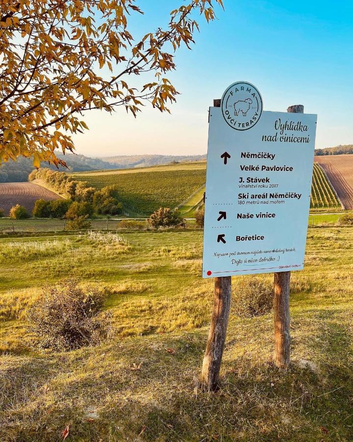 Villa Farma Ovci Terasy à Němčičky Extérieur photo
